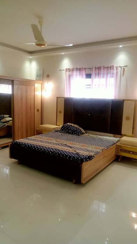 Defence Luxurious Furnished 500 Yards Bungalow For Rent Only Short Time 36