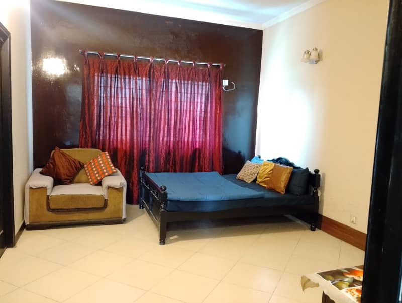 1 Kanal Fully Furnished House Available For Rent In DHA Phase 5 Block-B 6