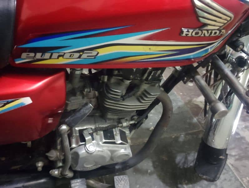 Honda 125. . . . 4