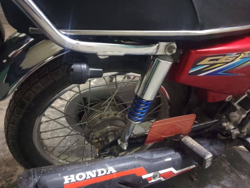 Honda 125. . . . 5