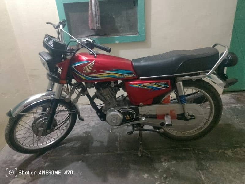 Honda 125. . . . 8