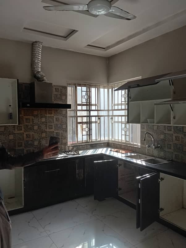 20 Marla upper portion available for rent near allahu gol chakkar johal town phase 1 8