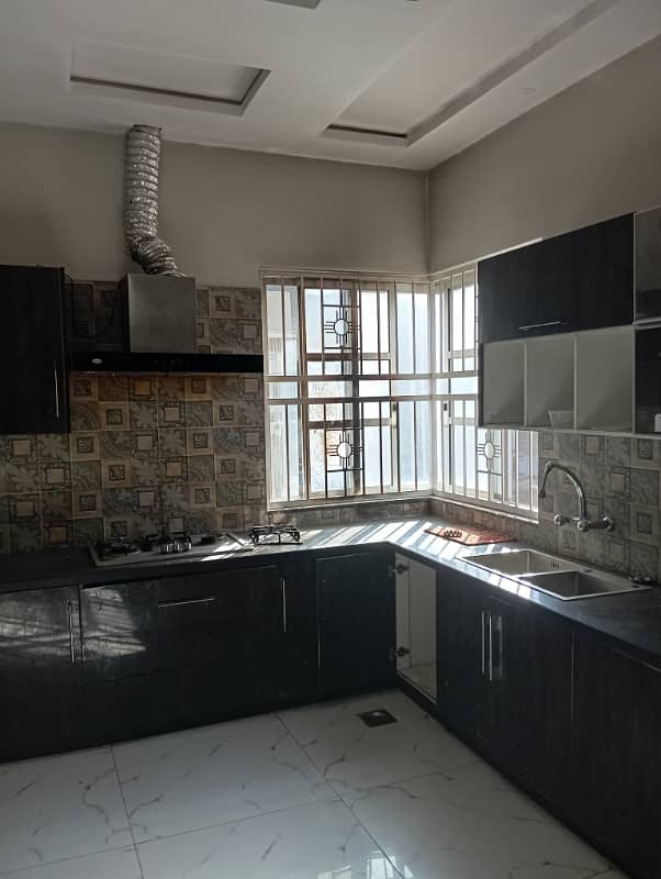 20 Marla upper portion available for rent near allahu gol chakkar johal town phase 1 10