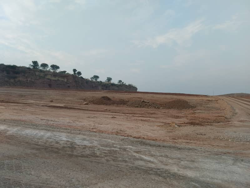 5 Marla Plot Bahria Orchard, Bahria Town Phase 8, Rawalpindi 1