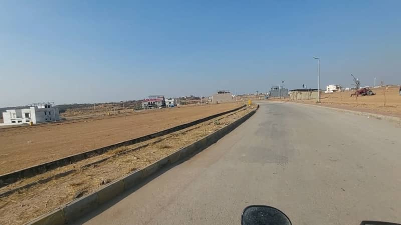 1 Kanal Boulevard Category Possessionable Plot | Bahria Orchard | Bahria Town Phase 8 11