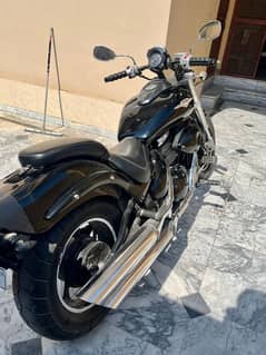 suzuki intruder 800