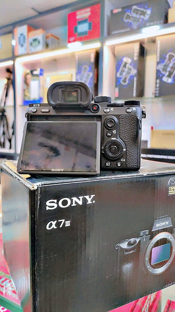 Sony a7iii (a73) with box 4