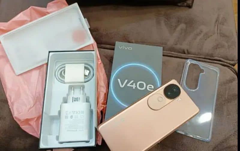 vivo v40e (8/256) 0