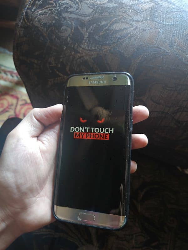 S7 Edge - Non PTA, 10/10 Condition, hardly used. 1