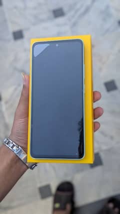 Realme c67 8/128