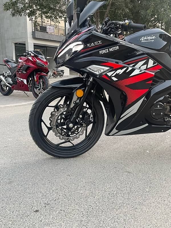 Kawasaki ninja v6 model available at Force motorsports 3