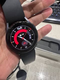 Samsung Watch 5 40mm graphite Color