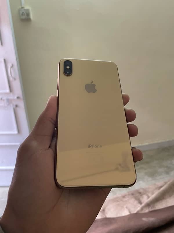 iPhone Xs Max  (256). GB PTA Approved 4