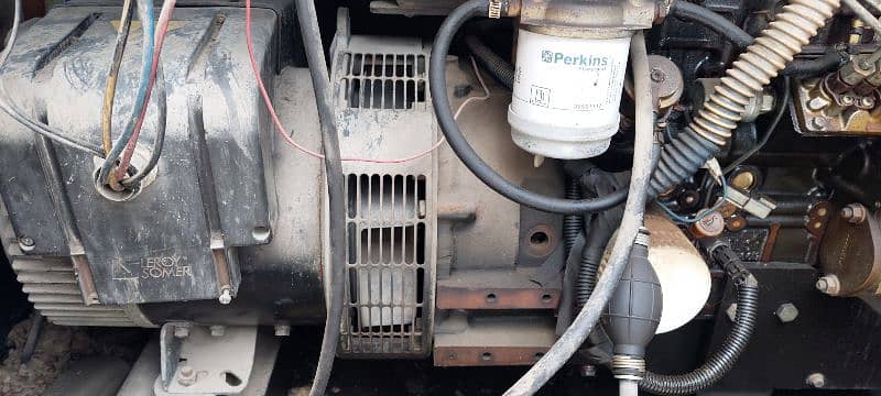 Perkins 3 Phase 13kva diesel generator 2