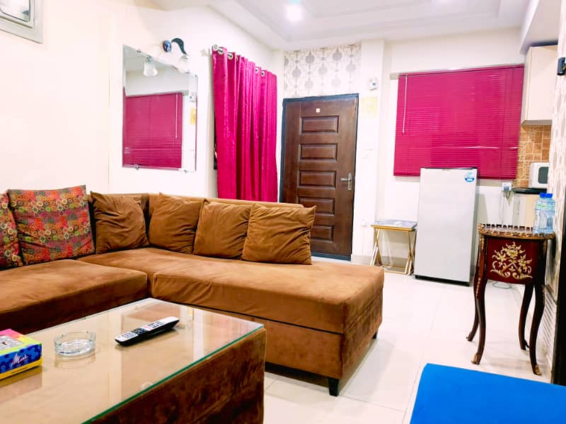 Luxury 1Bed With Tv Lounge For Rent Perday weekly monthly basis 3