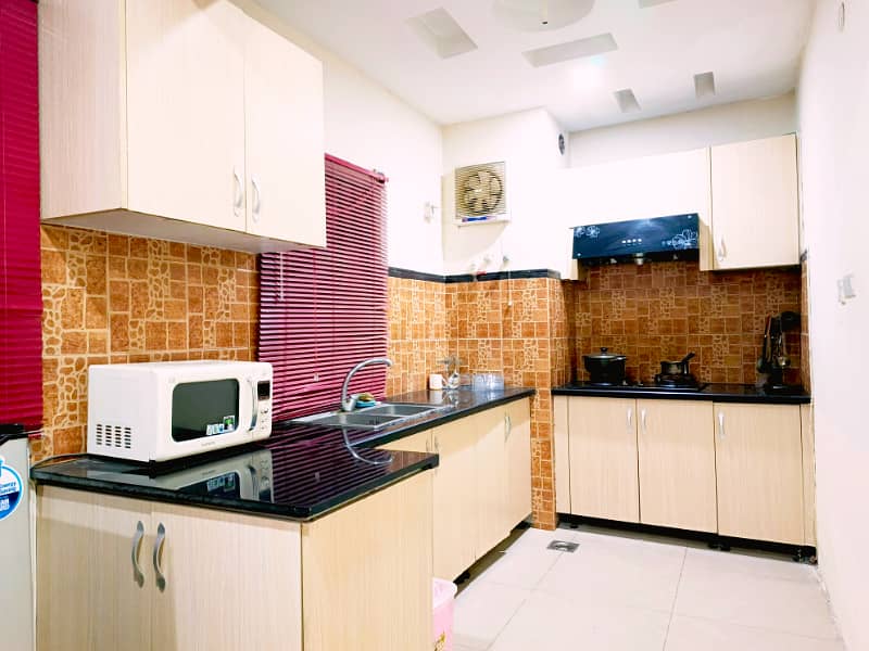 Luxury 1Bed With Tv Lounge For Rent Perday weekly monthly basis 4