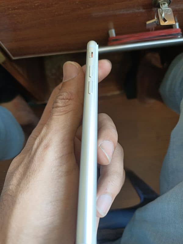 Iphone 7 Non PTA 1