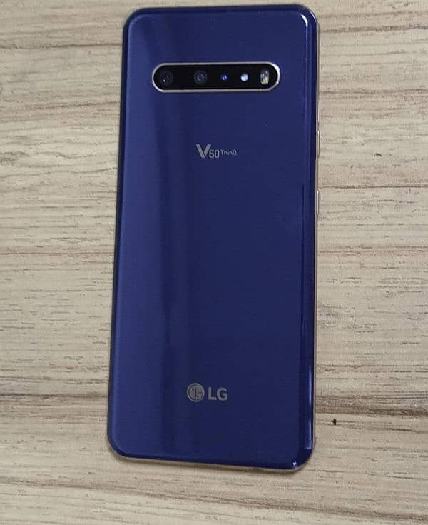 LG V60 1