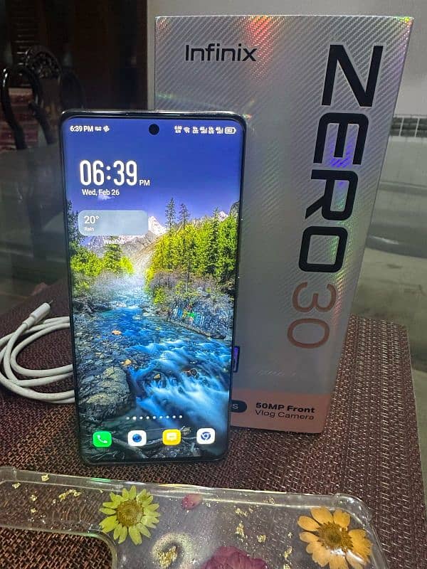 Infinix Zero 30 with a box with all accessories leather green 16/256Gb 3