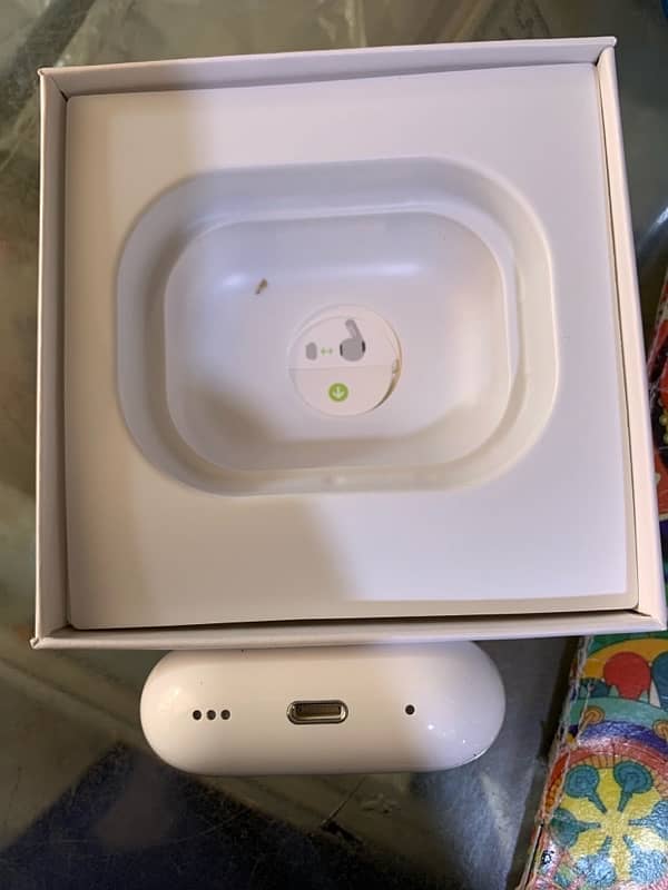 AirPods Pro (2nd generation) 2