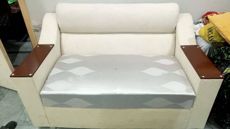 sofa set new condition 3