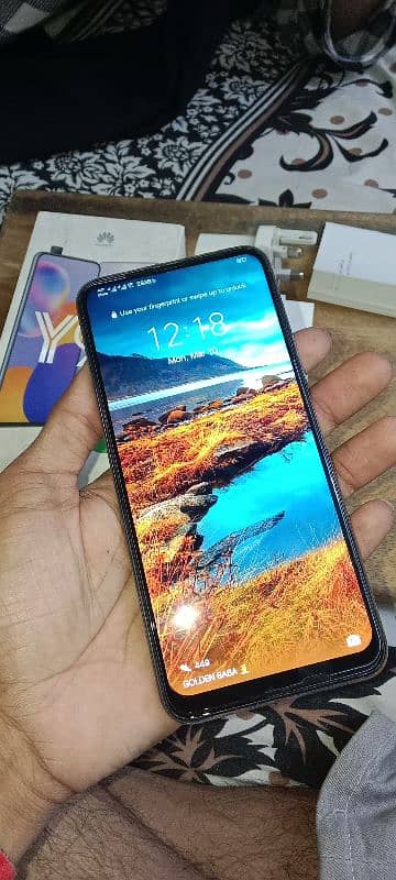 Huawei y9a With box and charger Urgent sale 5