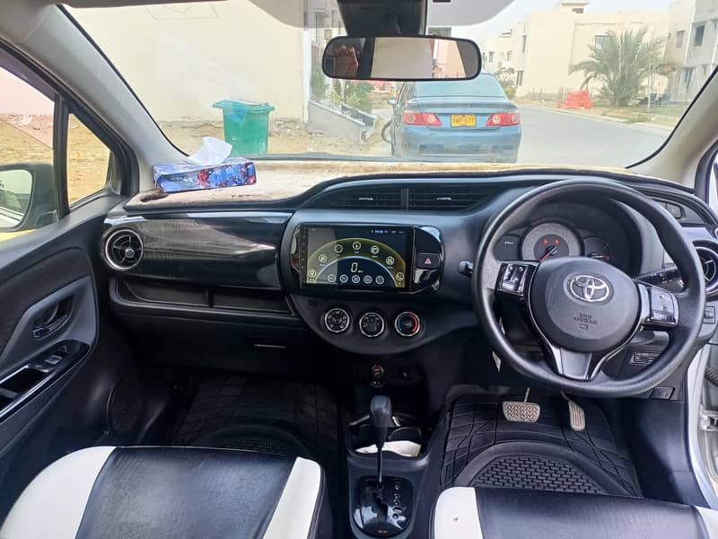 Toyota Vitz 2018 3