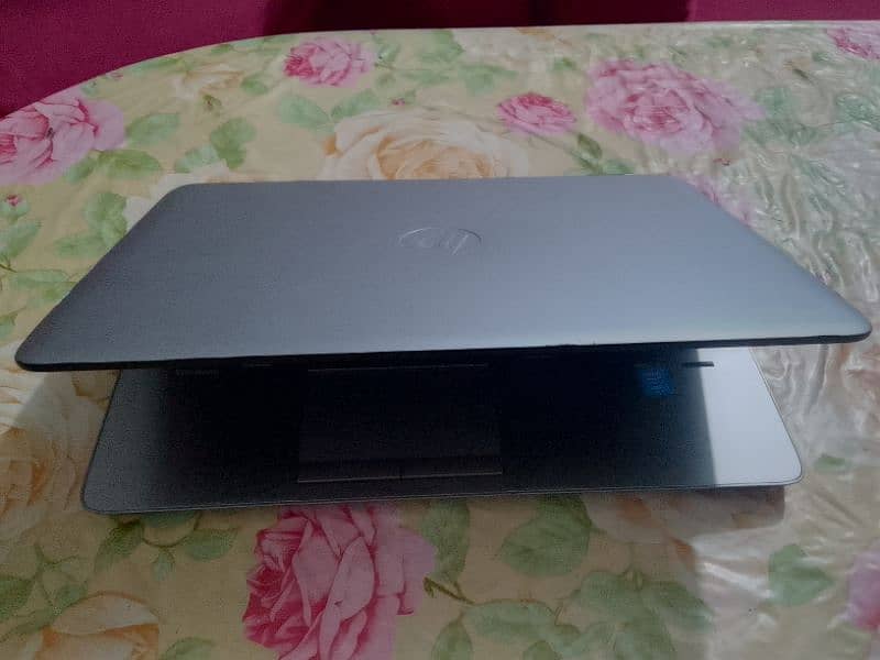 Hp 840 Urgent sale 1