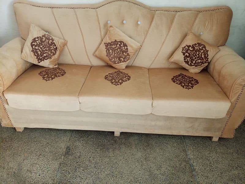 Sofa set used in one week. 0