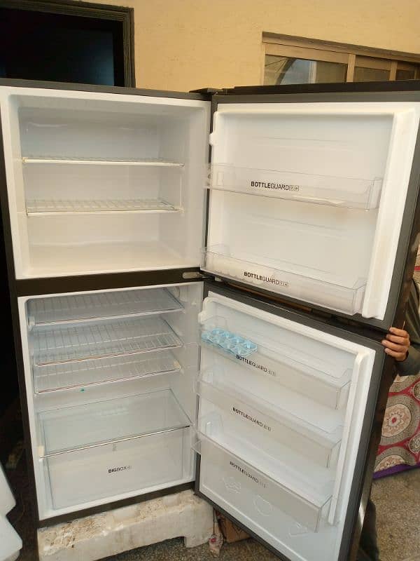 Haier Refrigerator HRF368EPG Glassdoor+double door 2