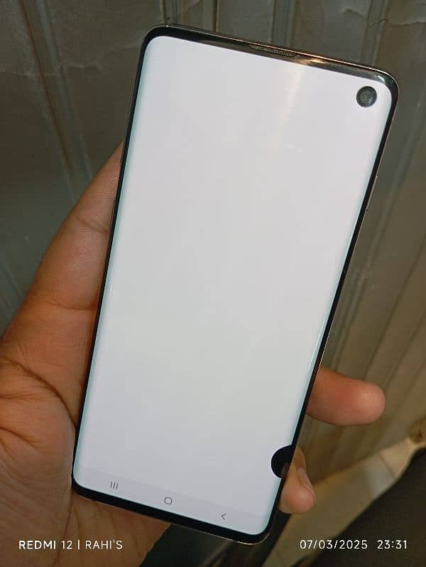 Galaxy S10 duos, doted, 8/128, only call pls 3