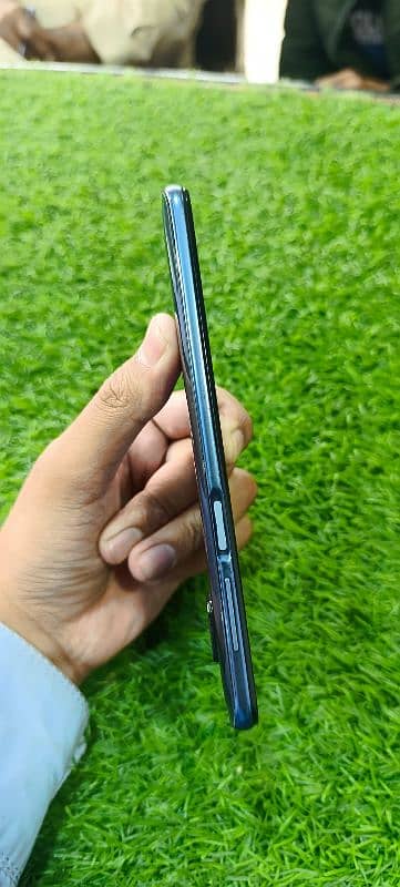 Redmi Note 9 Pro   6 GB -128GB 3