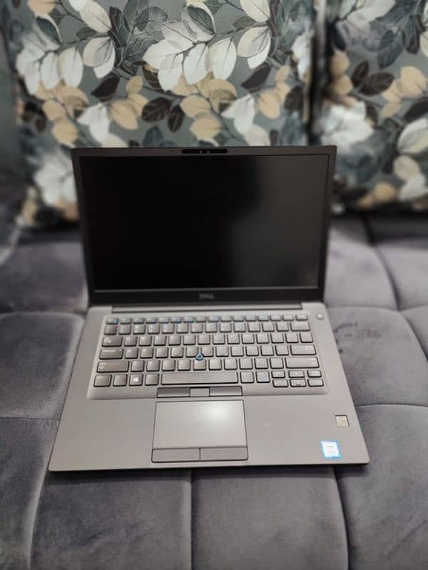 Dell Latitude 7490 i5 8th Generation 8gb Ram 256gb SSD 14" IPS FHD Dis 0