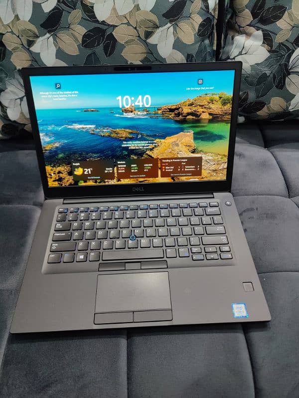 Dell Latitude 7490 i5 8th Generation 8gb Ram 256gb SSD 14" IPS FHD Dis 8