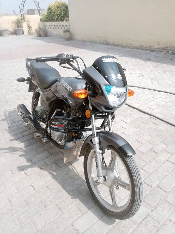 Suzuki bike for sale 3