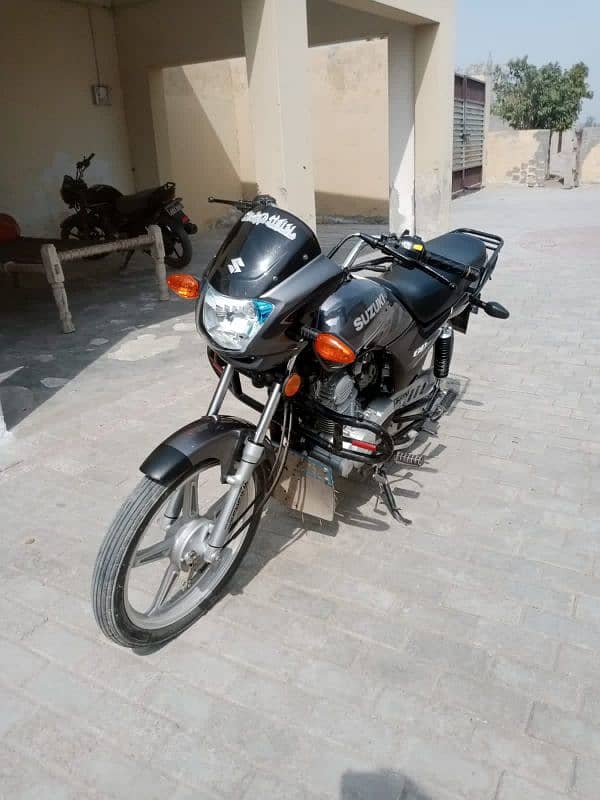 Suzuki bike for sale 4