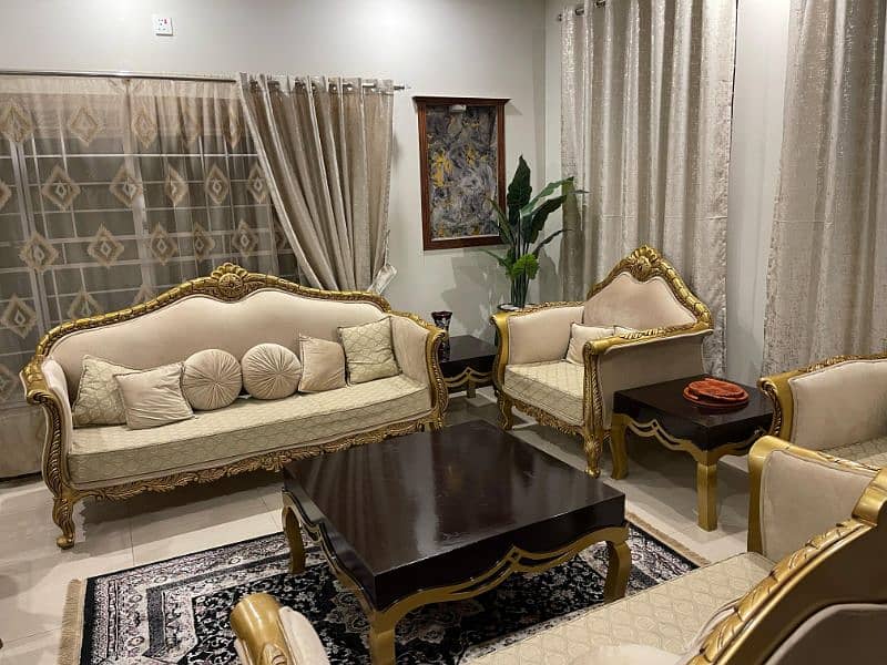 Sofa Set 7 Seat's with tables Golden Royal 0