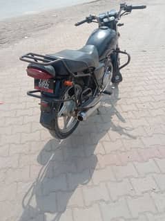 Suzuki GS 150