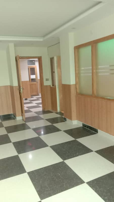 Premium 1000 Sqfeet Office Space for Rent in F-11, Markaz Sector 11