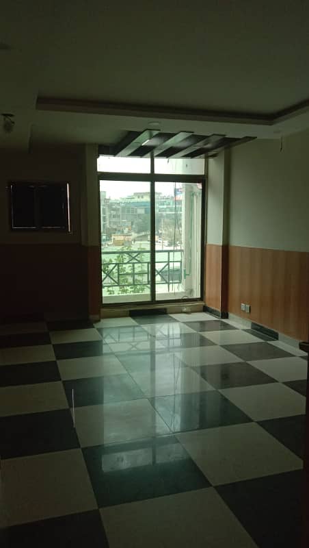 Premium 1000 Sqfeet Office Space for Rent in F-11, Markaz Sector 13