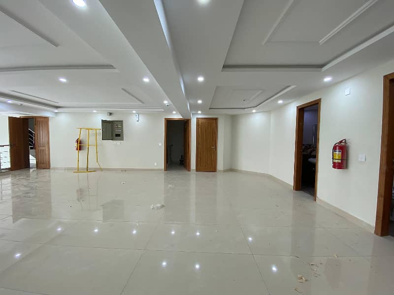 8 Marla Floor Office Is Available For Rent On Top Location Of MB DHA Phase 6 Lahore 3