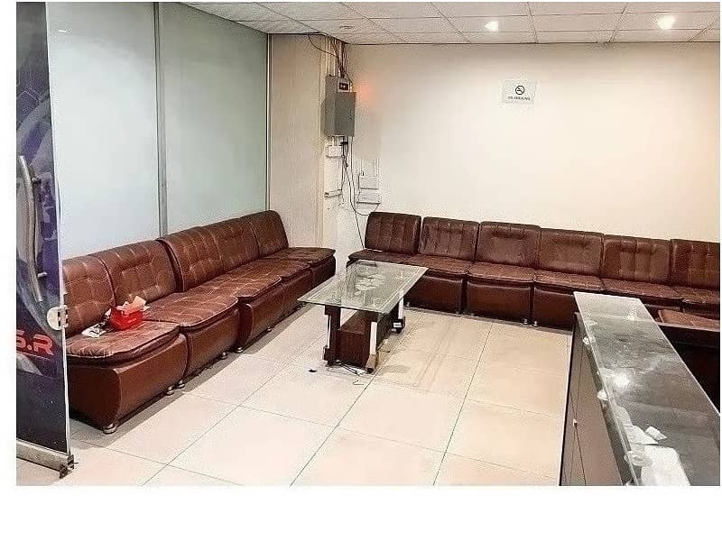 Fully Furnished Office Area 1800 Square Feet Office Available For Rent Real Pictures In Gulberg 3 Lahore 2