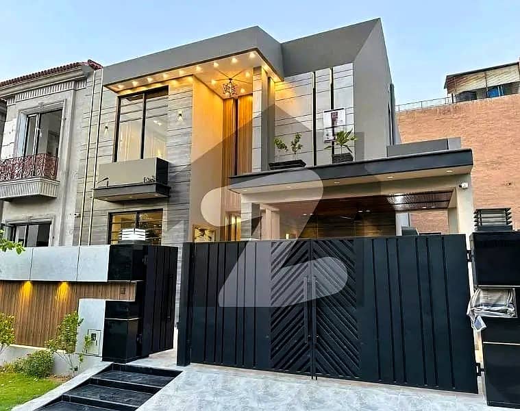 Near DHA Office - 10 Marla Worth Seeing Brand New Bungalow On Top Location For Rent In DHA Phase 6 Lahore 0