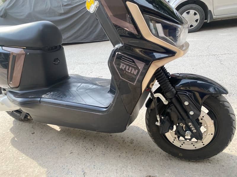 Evee genz scooty | model 2025 | TOTAL GENIUN 6