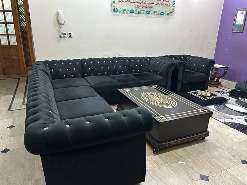 L shaped Black sofa - 8/7 seater 2