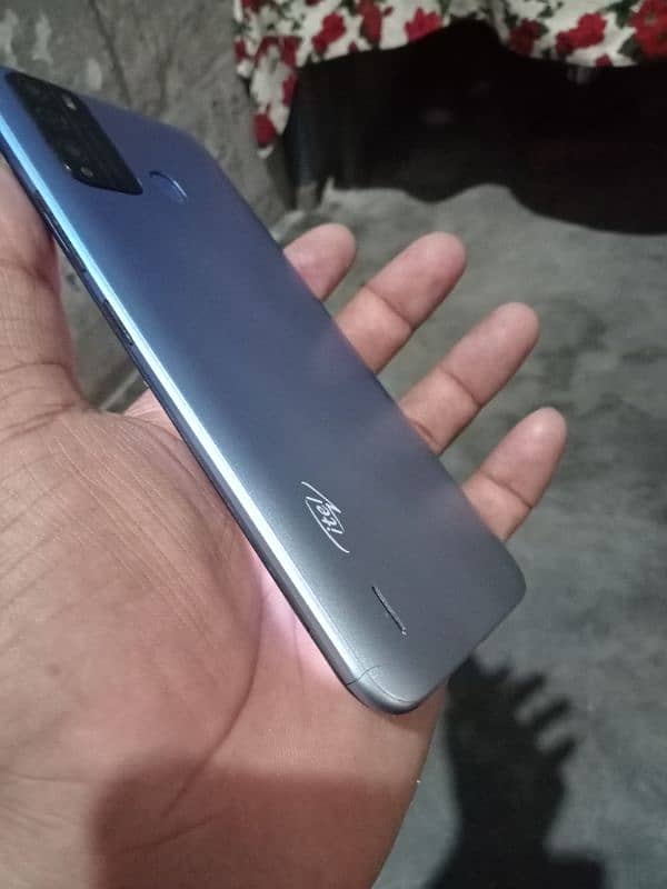 itel vision1pro 3(32 GB with box 2