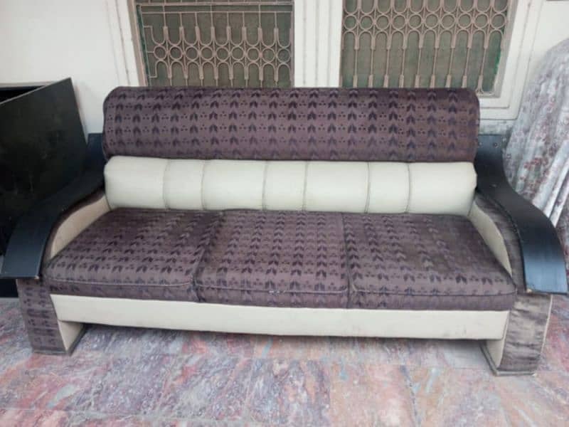 5 seater sofa set in good condition 1