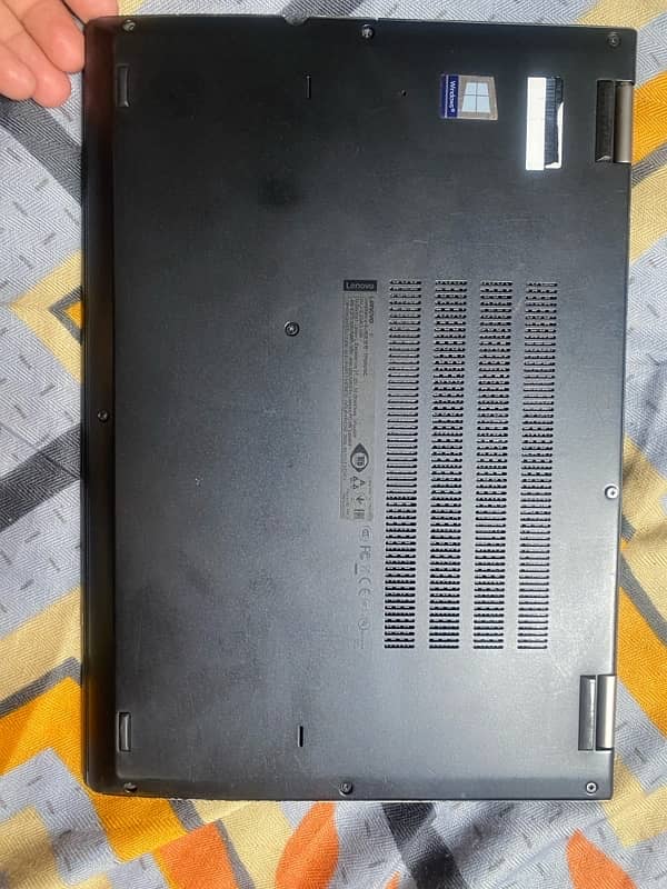 Lenovo Yoga 380 128SSD touch with fold 3