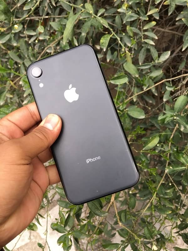 iphone Xr pta approved 5