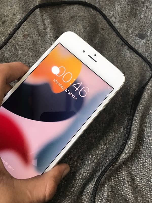 iphone 6s plus 16gb non pta 9/10 coditions all ok finger nok work 2